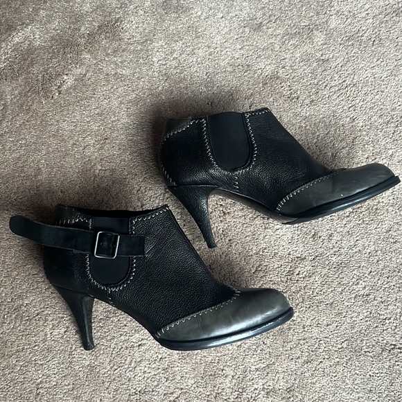 John Paul Gaulteir booties. Size 37 - Picture 2 of 8